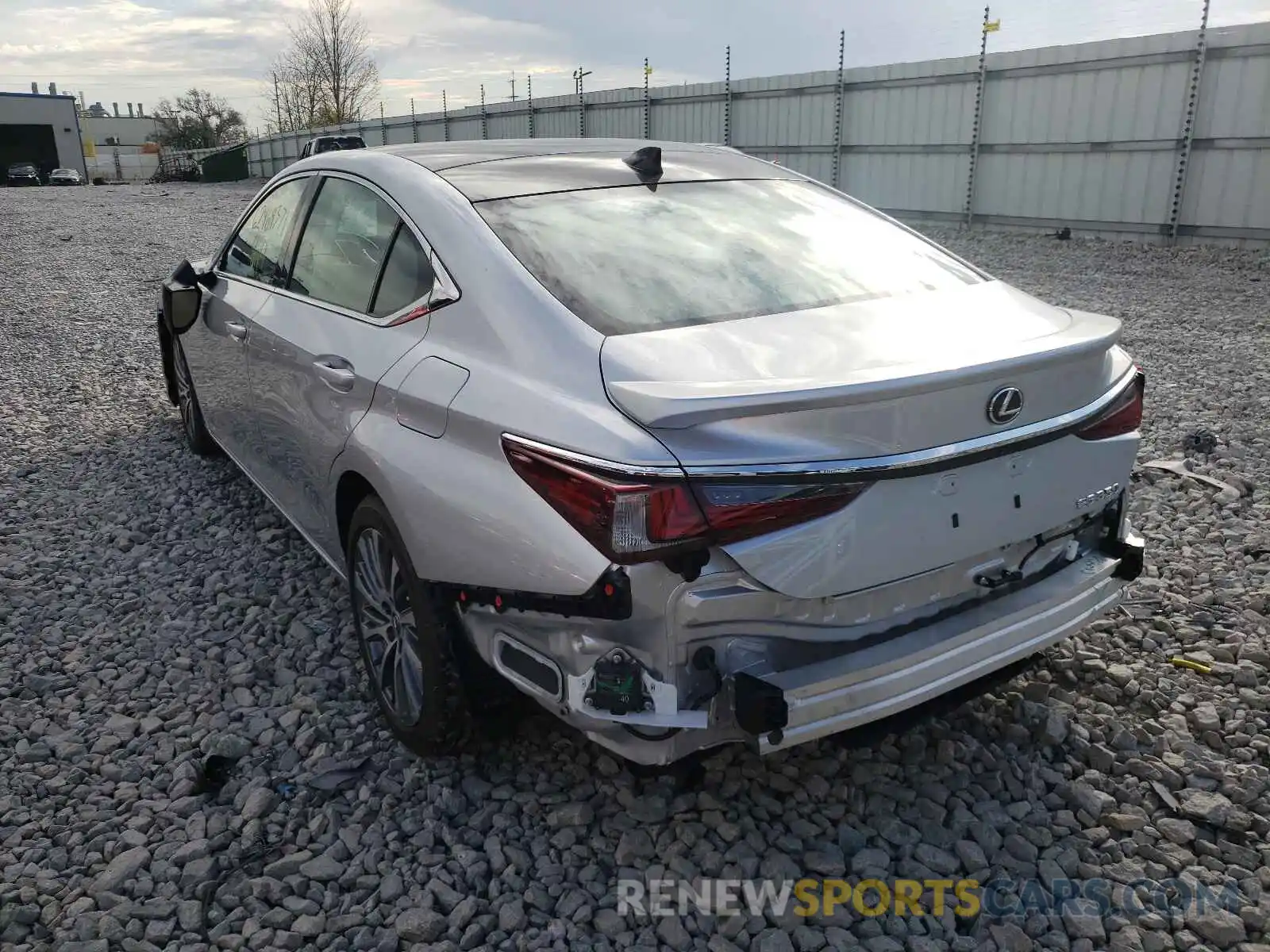 3 Фотография поврежденного автомобиля 58ADZ1B18MU100207 LEXUS ES350 2021