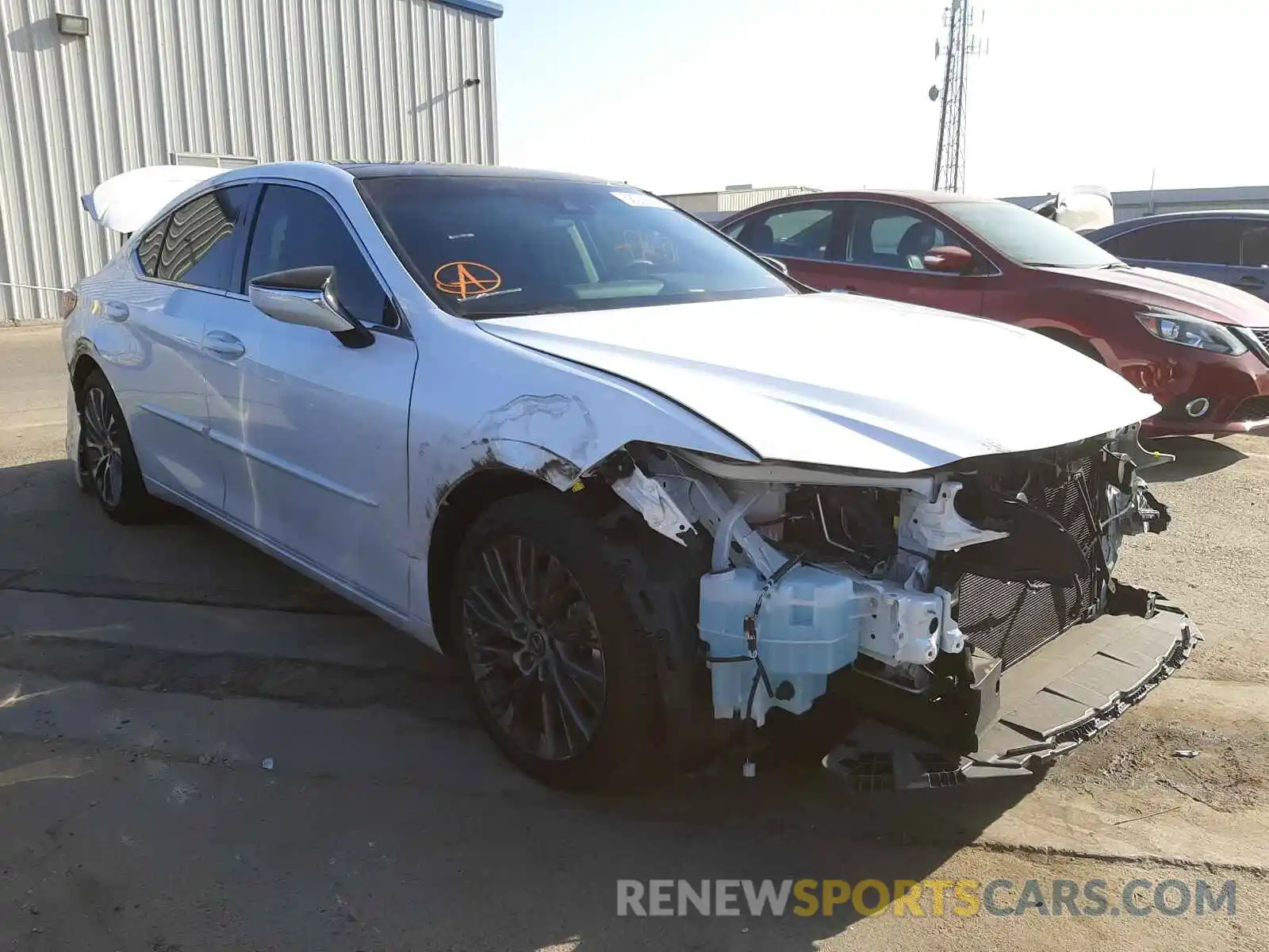 1 Photograph of a damaged car 58ADZ1B19MU084423 LEXUS ES350 2021