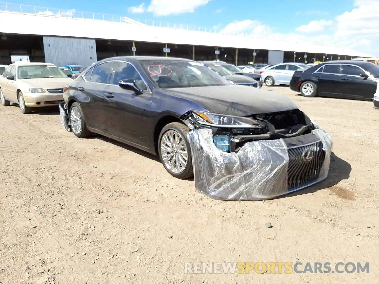 1 Photograph of a damaged car 58ADZ1B19MU100054 LEXUS ES350 2021