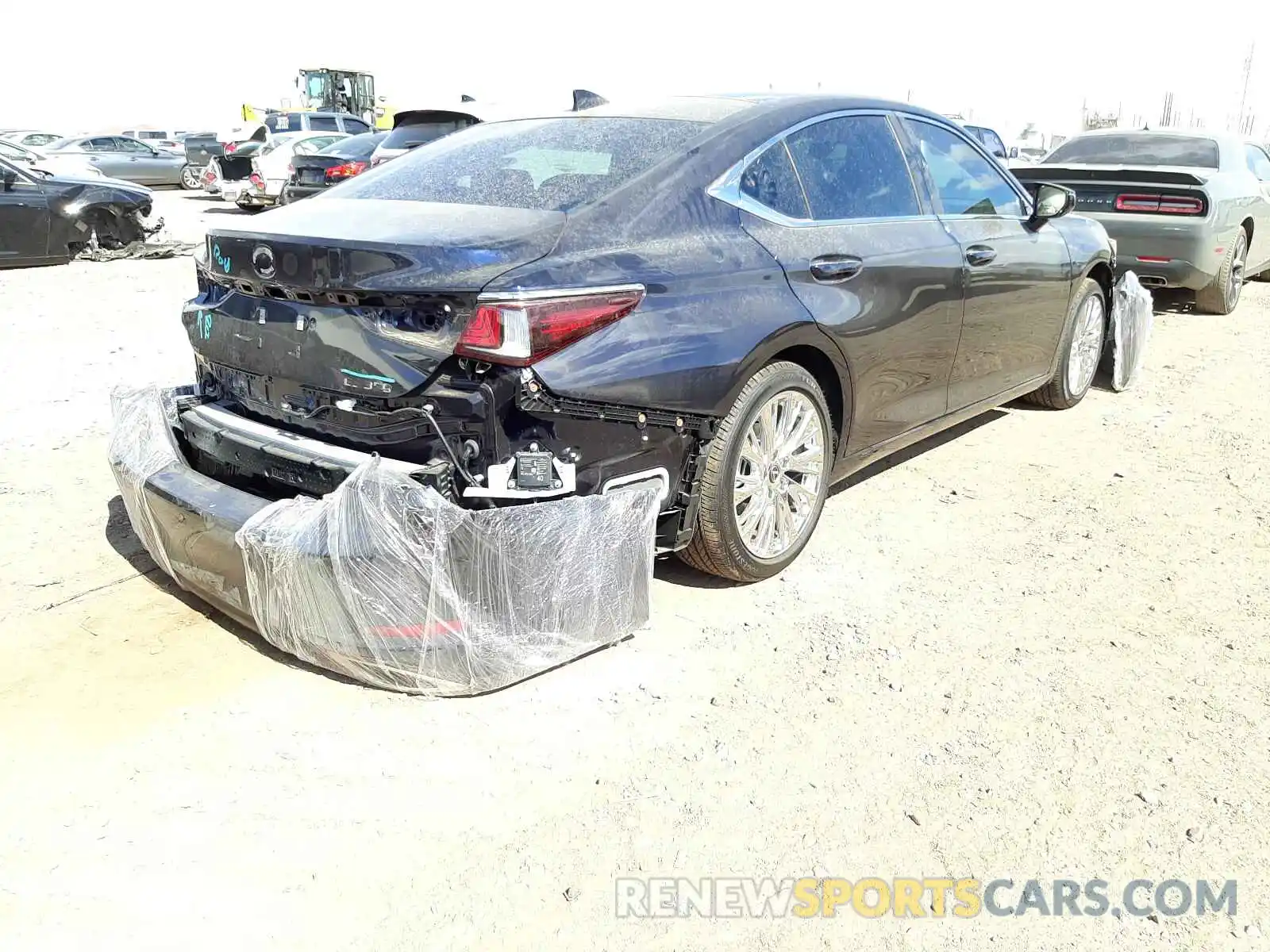 4 Photograph of a damaged car 58ADZ1B19MU100054 LEXUS ES350 2021