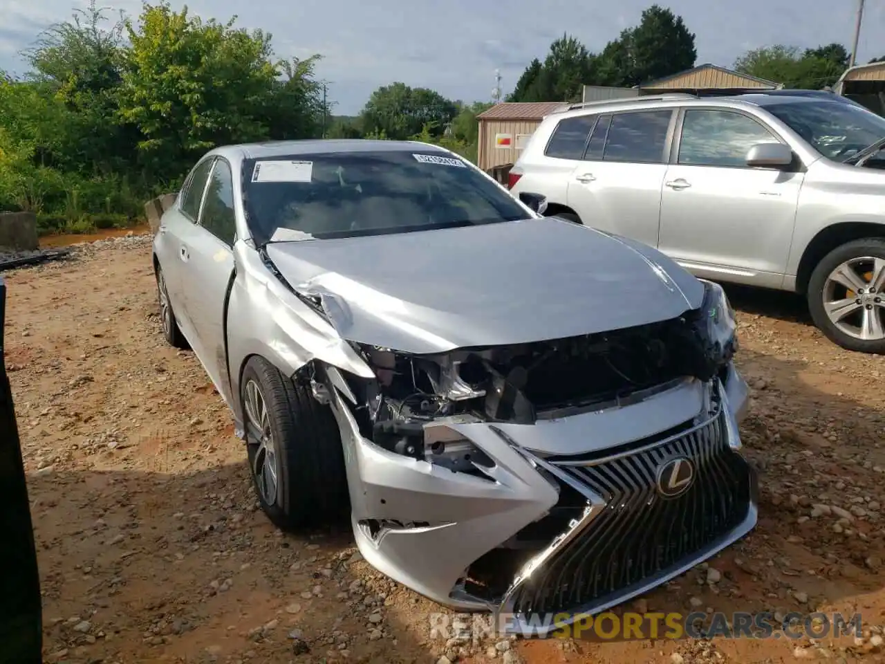 1 Photograph of a damaged car 58ADZ1B19MU100300 LEXUS ES350 2021