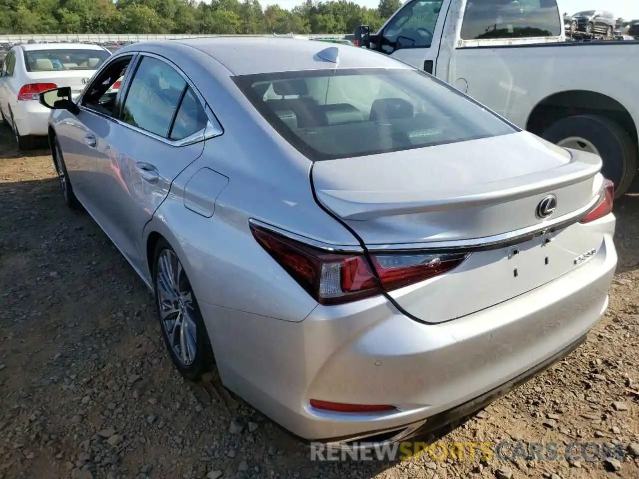 3 Photograph of a damaged car 58ADZ1B19MU105058 LEXUS ES350 2021