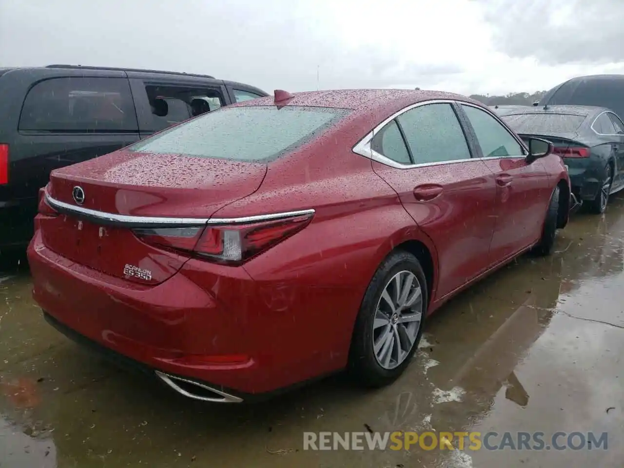 4 Photograph of a damaged car 58ADZ1B1XMU096306 LEXUS ES350 2021