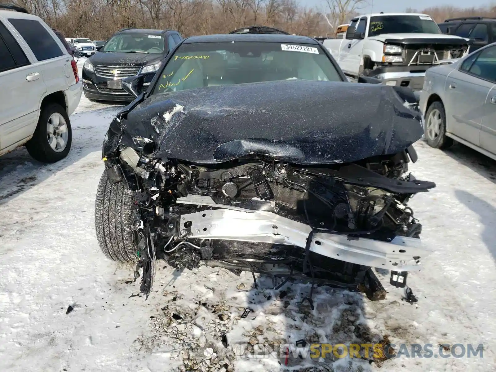 9 Photograph of a damaged car 58AEZ1B18MU088161 LEXUS ES350 2021