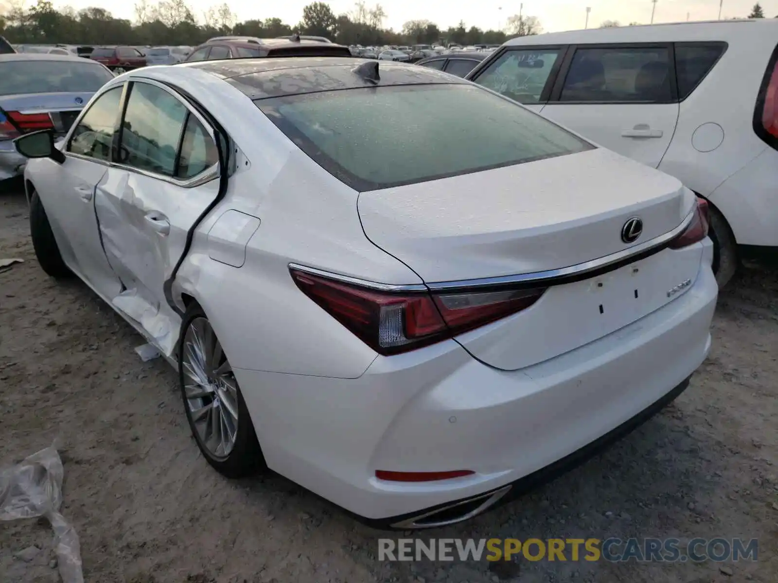 3 Photograph of a damaged car 58AFZ1B10MU085646 LEXUS ES350 2021