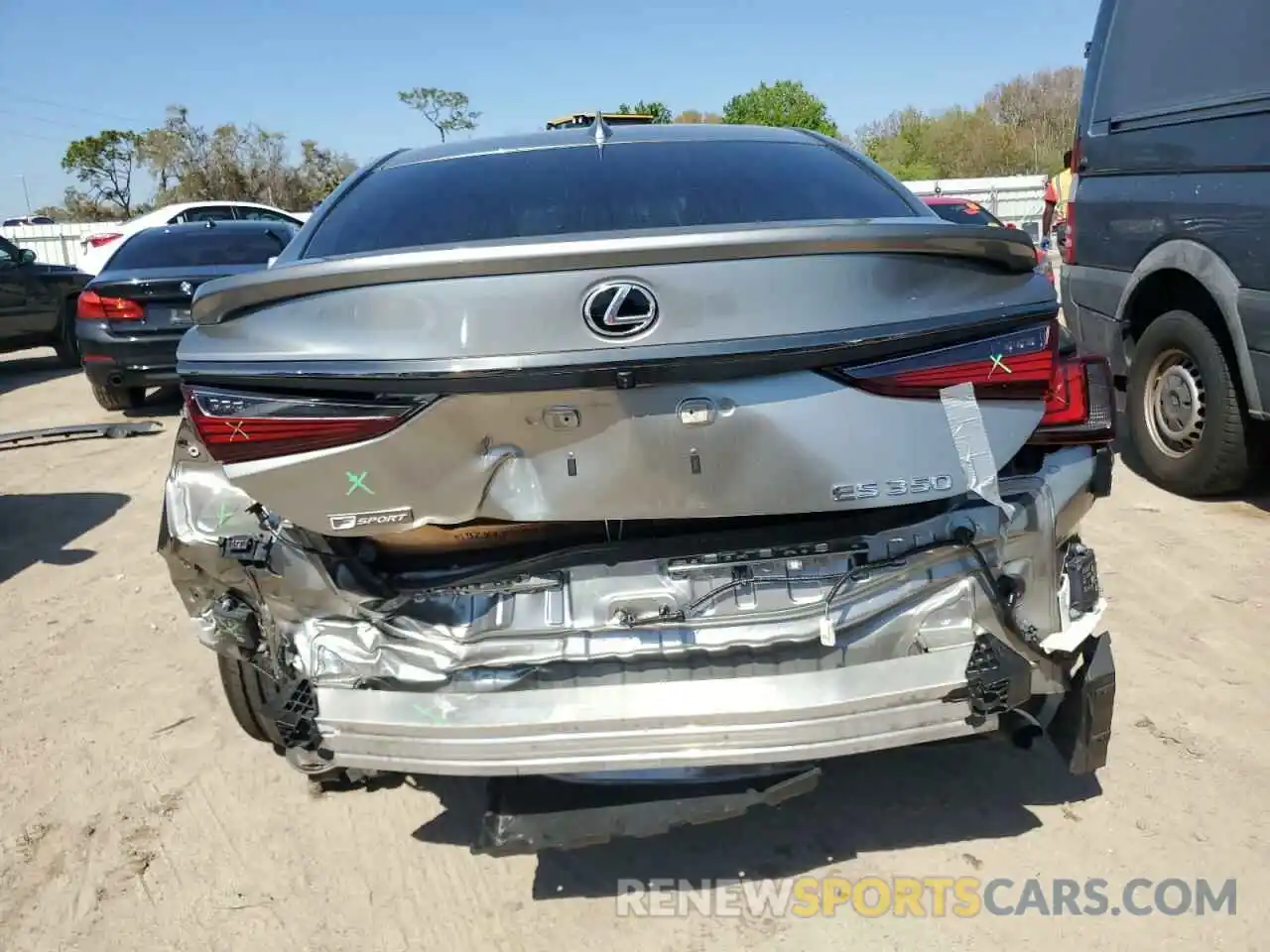 6 Photograph of a damaged car 58AGZ1B10MU103101 LEXUS ES350 2021