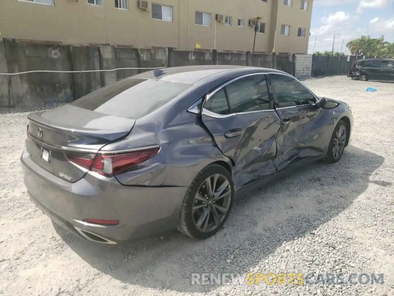 4 Фотография поврежденного автомобиля 58AGZ1B12MU087841 LEXUS ES350 2021