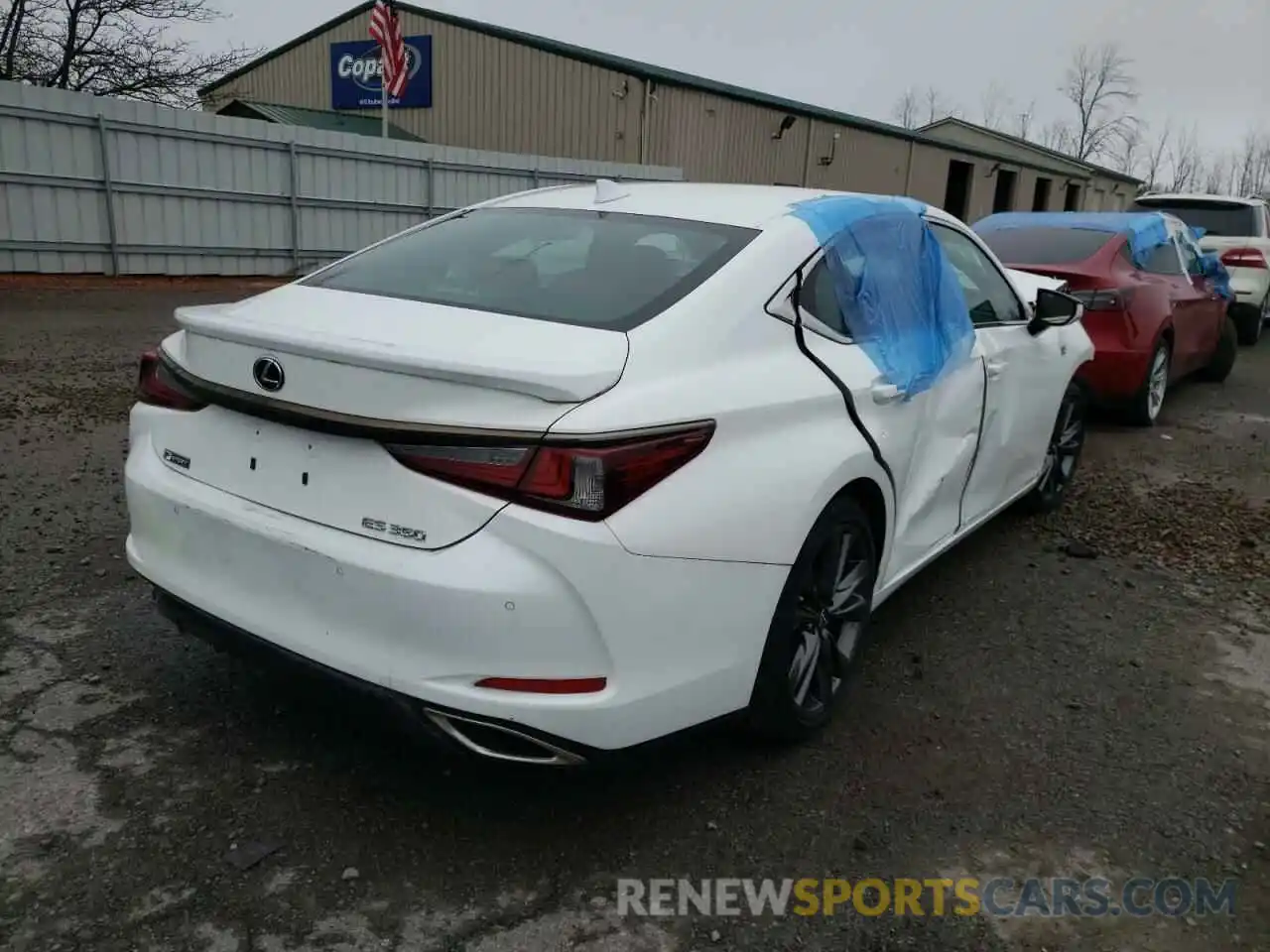 4 Photograph of a damaged car 58AGZ1B12MU089489 LEXUS ES350 2021