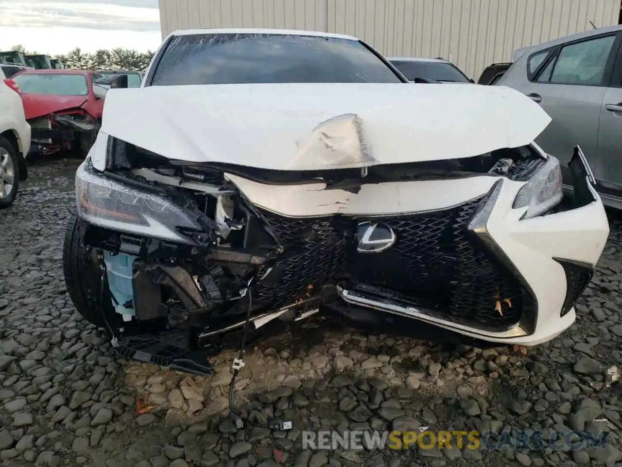 9 Photograph of a damaged car 58AGZ1B14MU093835 LEXUS ES350 2021