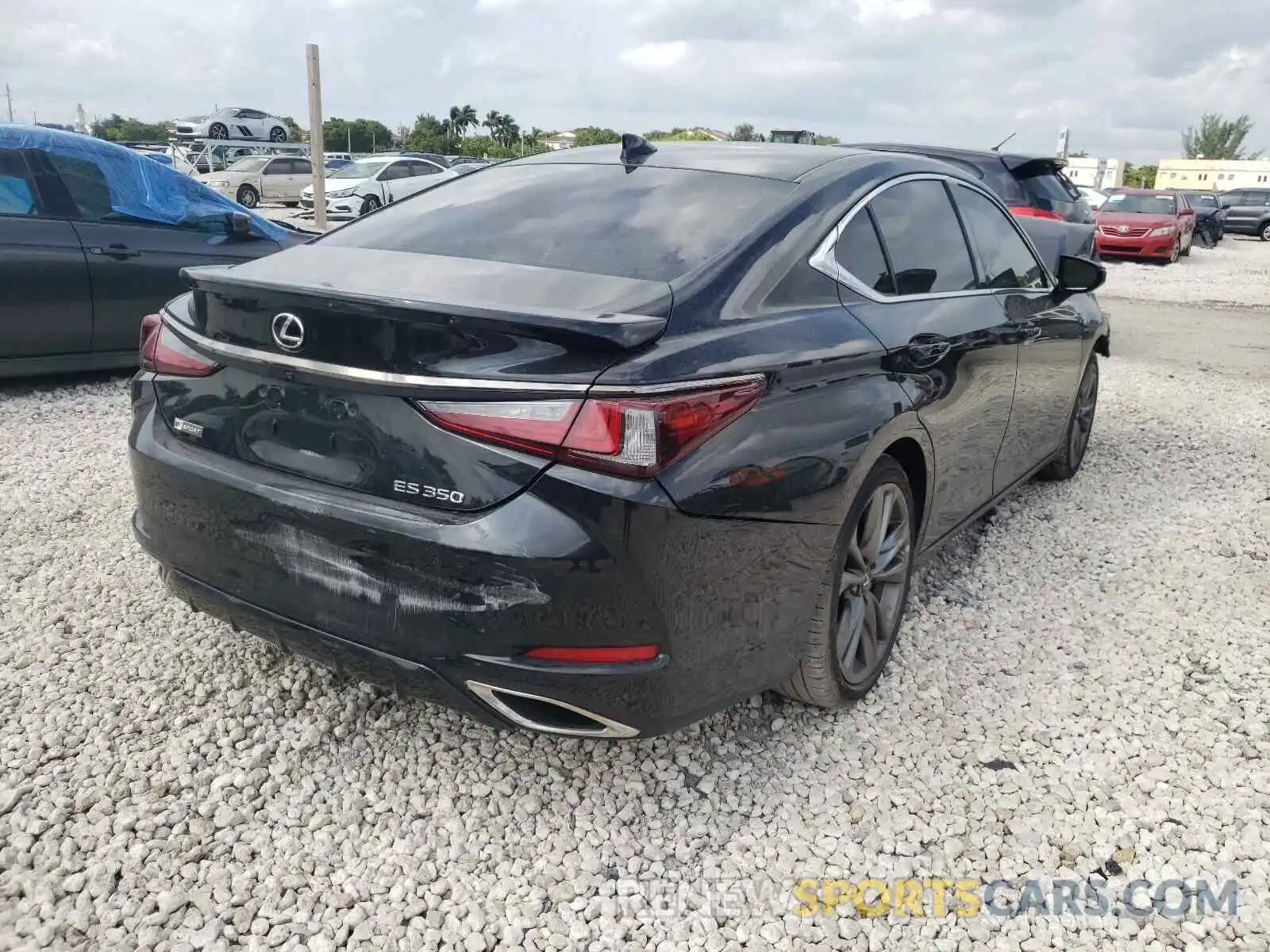 4 Photograph of a damaged car 58AGZ1B16MU087695 LEXUS ES350 2021