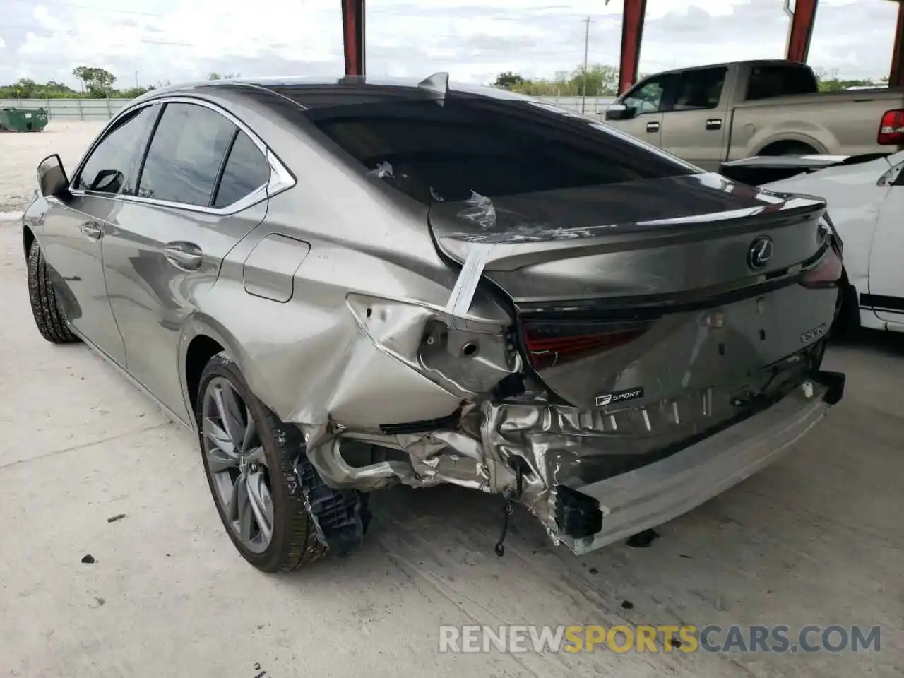 3 Photograph of a damaged car 58AGZ1B17MU093635 LEXUS ES350 2021