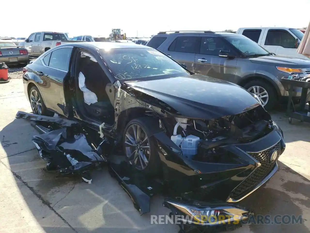 9 Photograph of a damaged car 58AGZ1B1XMU097680 LEXUS ES350 2021