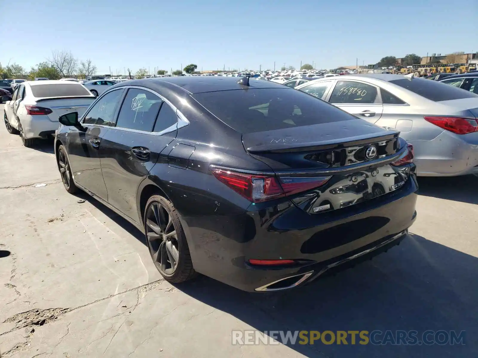 3 Photograph of a damaged car 58AHZ1B16MU103351 LEXUS ES350 2021