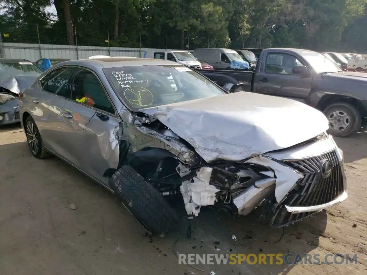 1 Photograph of a damaged car 58ADZ1B17NU123561 LEXUS ES350 2022