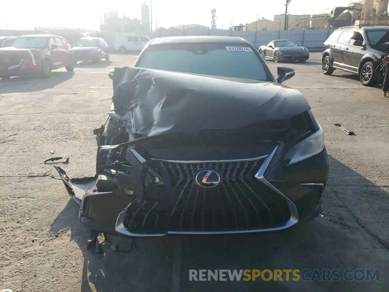 5 Photograph of a damaged car 58ADZ1B17NU139033 LEXUS ES350 2022