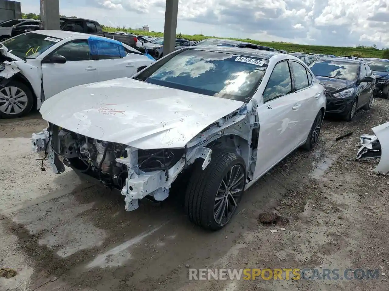 2 Photograph of a damaged car 58ADZ1B18NU132687 LEXUS ES350 2022