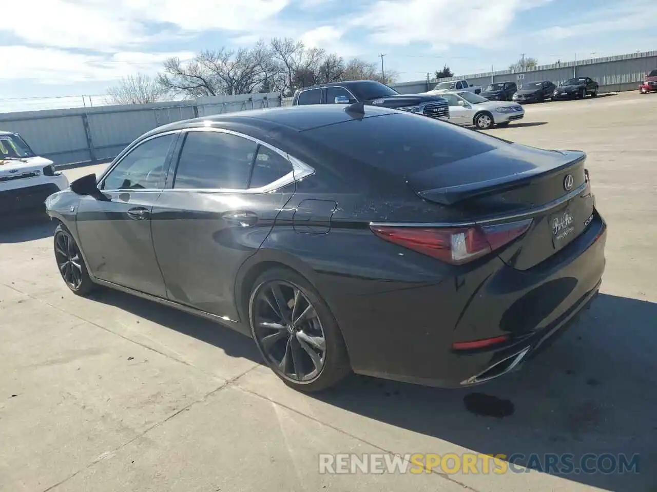 2 Photograph of a damaged car 58AGZ1B15NU122681 LEXUS ES350 2022