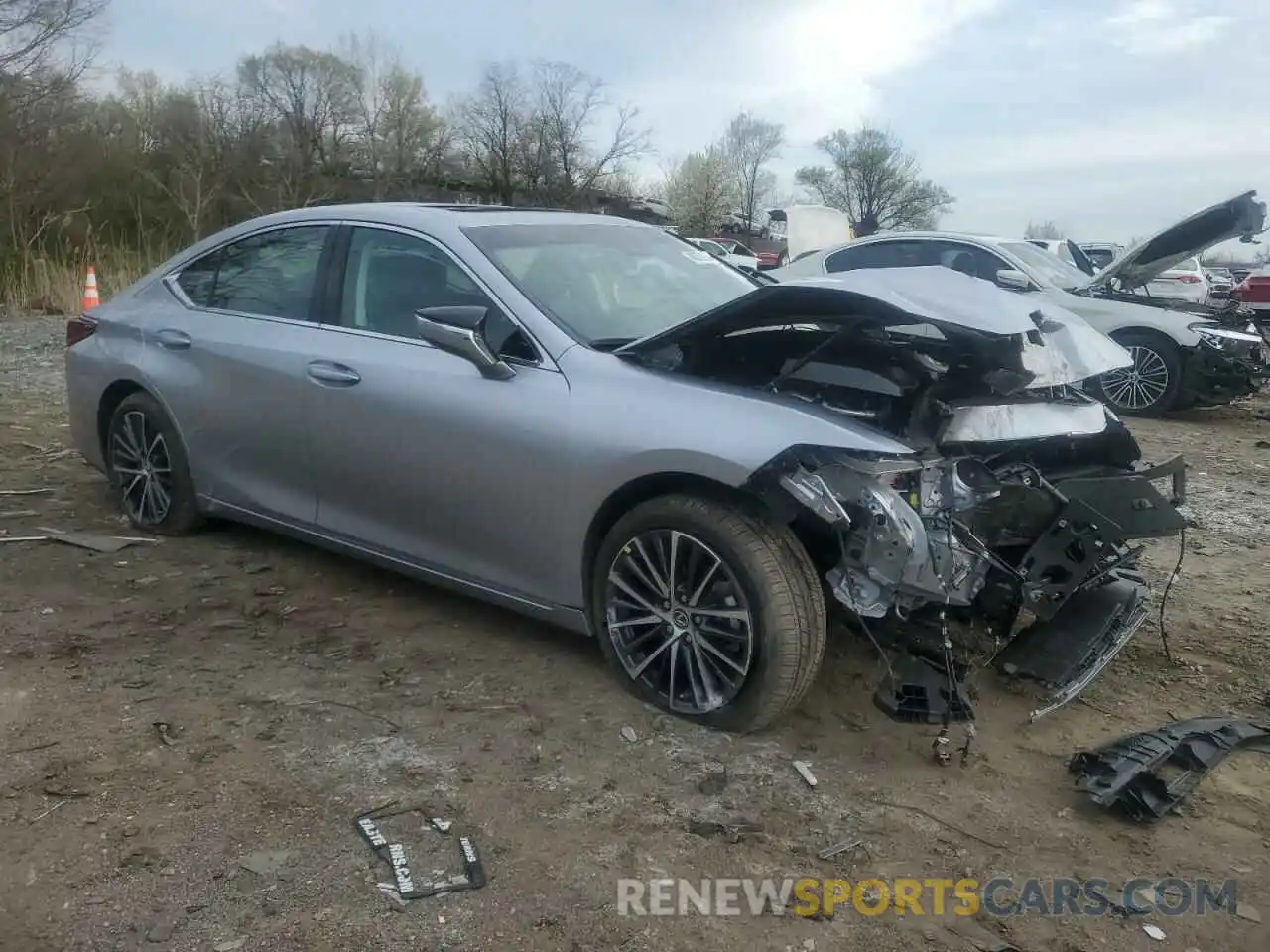 4 Photograph of a damaged car 58ADZ1B1XPU157898 LEXUS ES350 2023