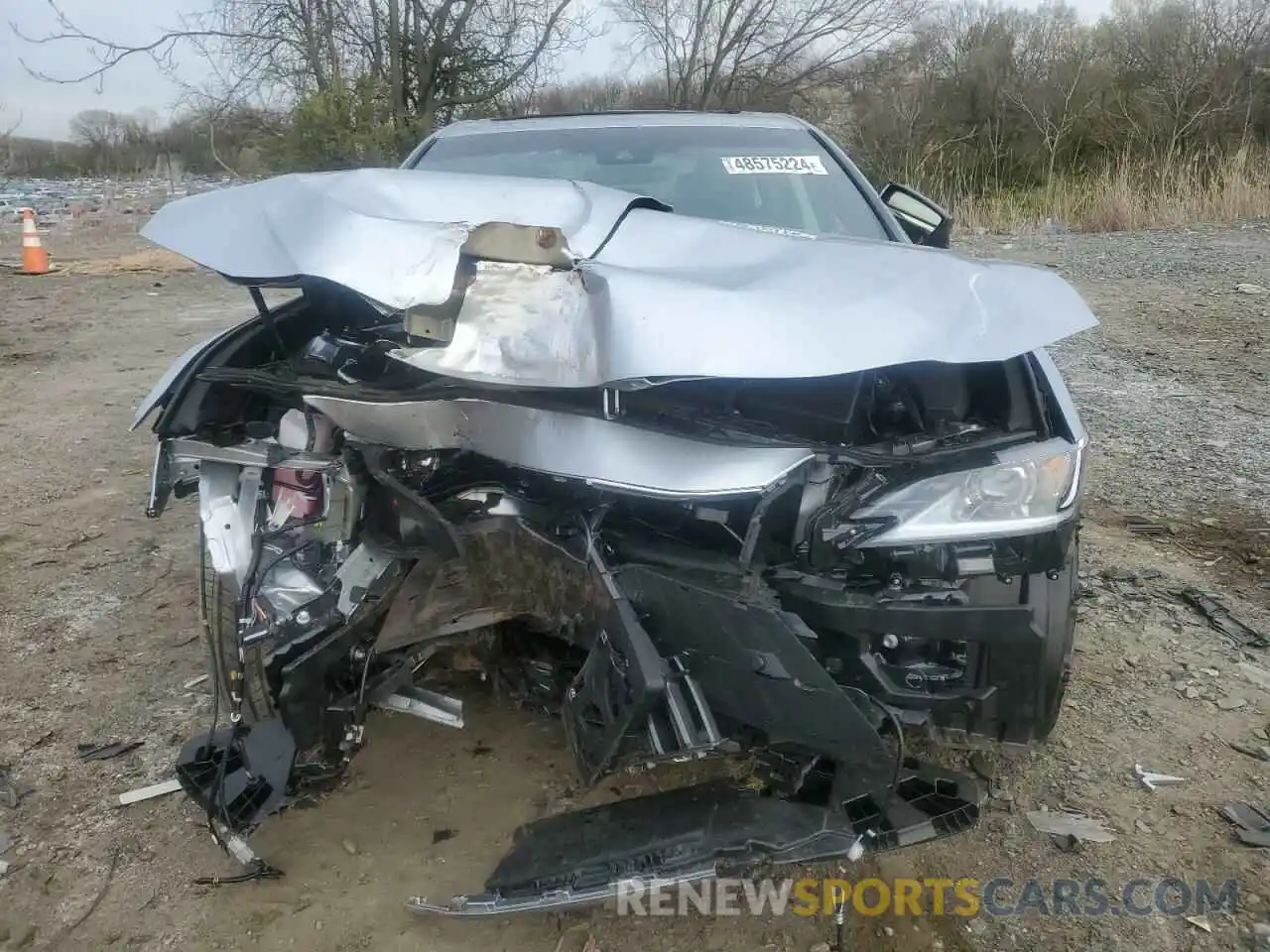 5 Photograph of a damaged car 58ADZ1B1XPU157898 LEXUS ES350 2023