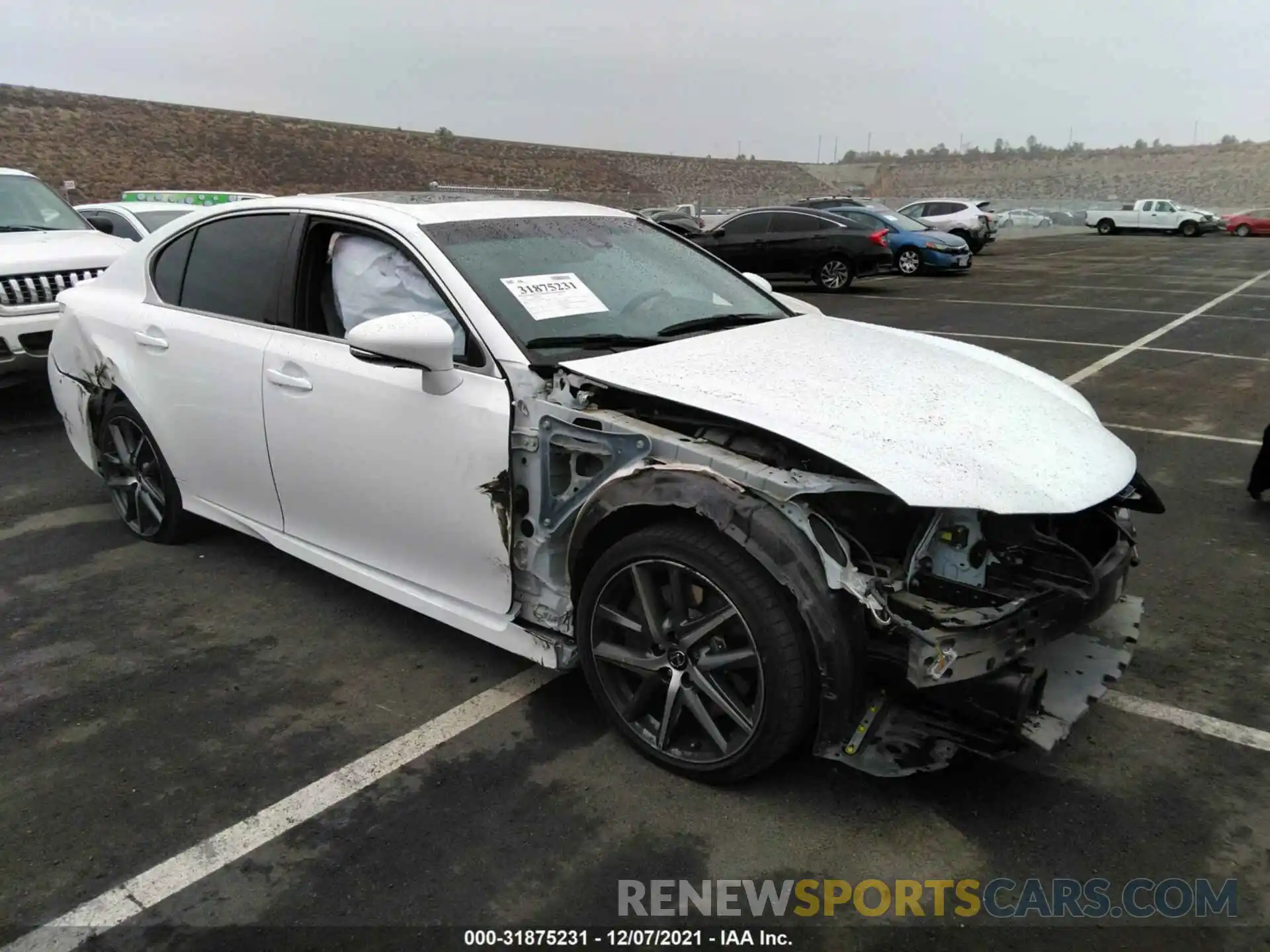 1 Photograph of a damaged car JTHBZ1BL2KA017518 LEXUS GS 2019