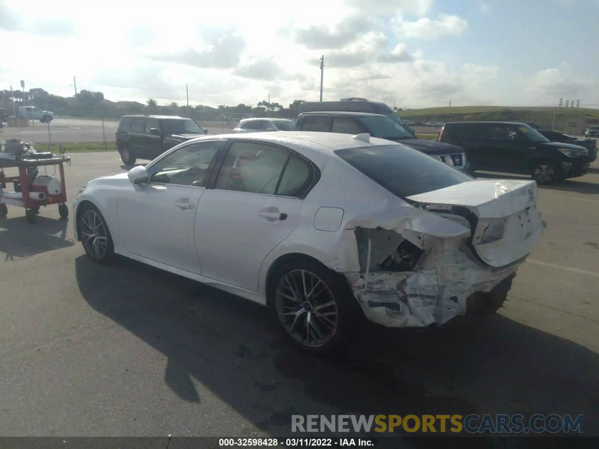 3 Photograph of a damaged car JTHBZ1BL5KA017755 LEXUS GS 2019