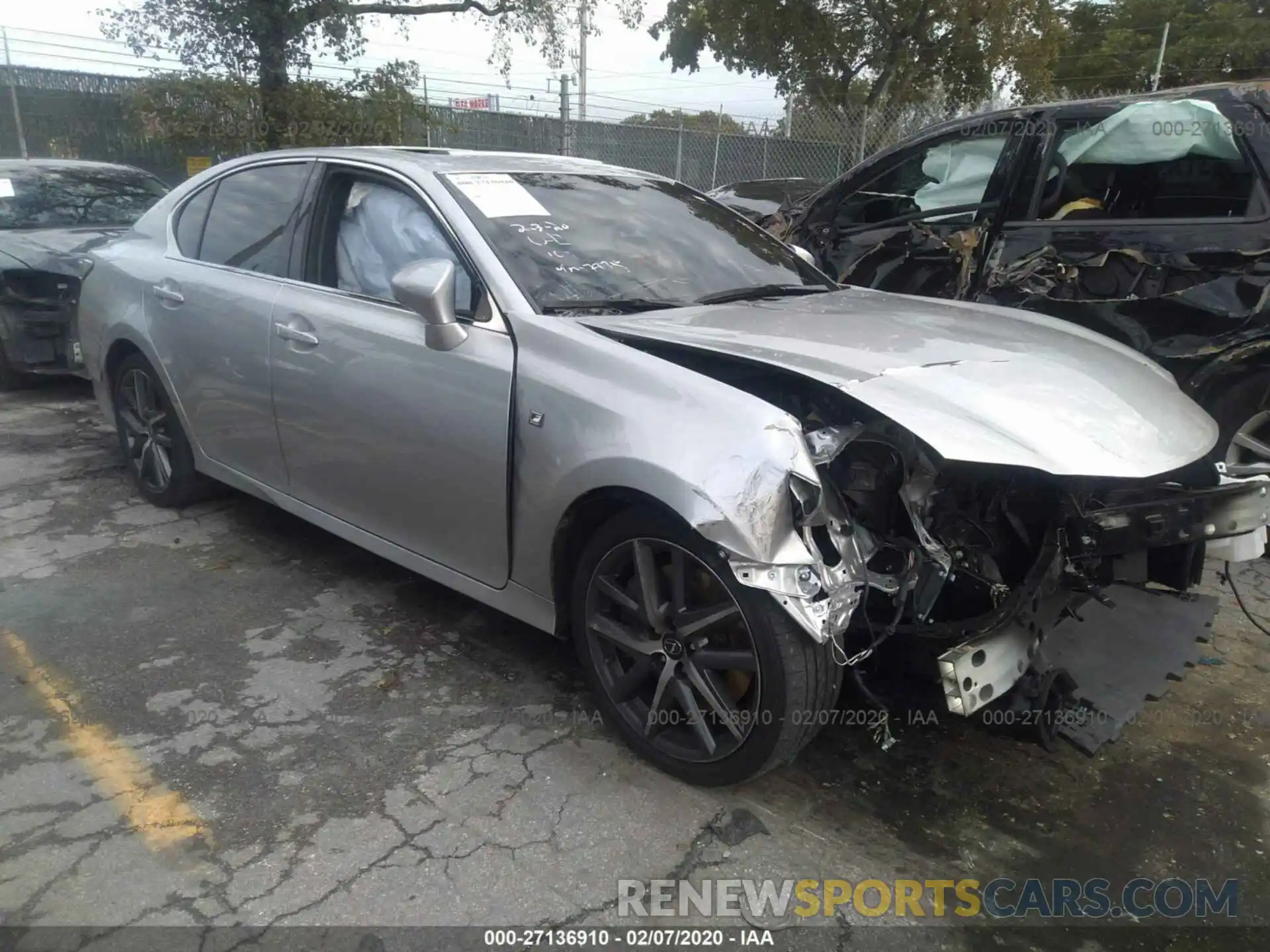 1 Photograph of a damaged car JTHBZ1BL8KA017975 LEXUS GS 2019