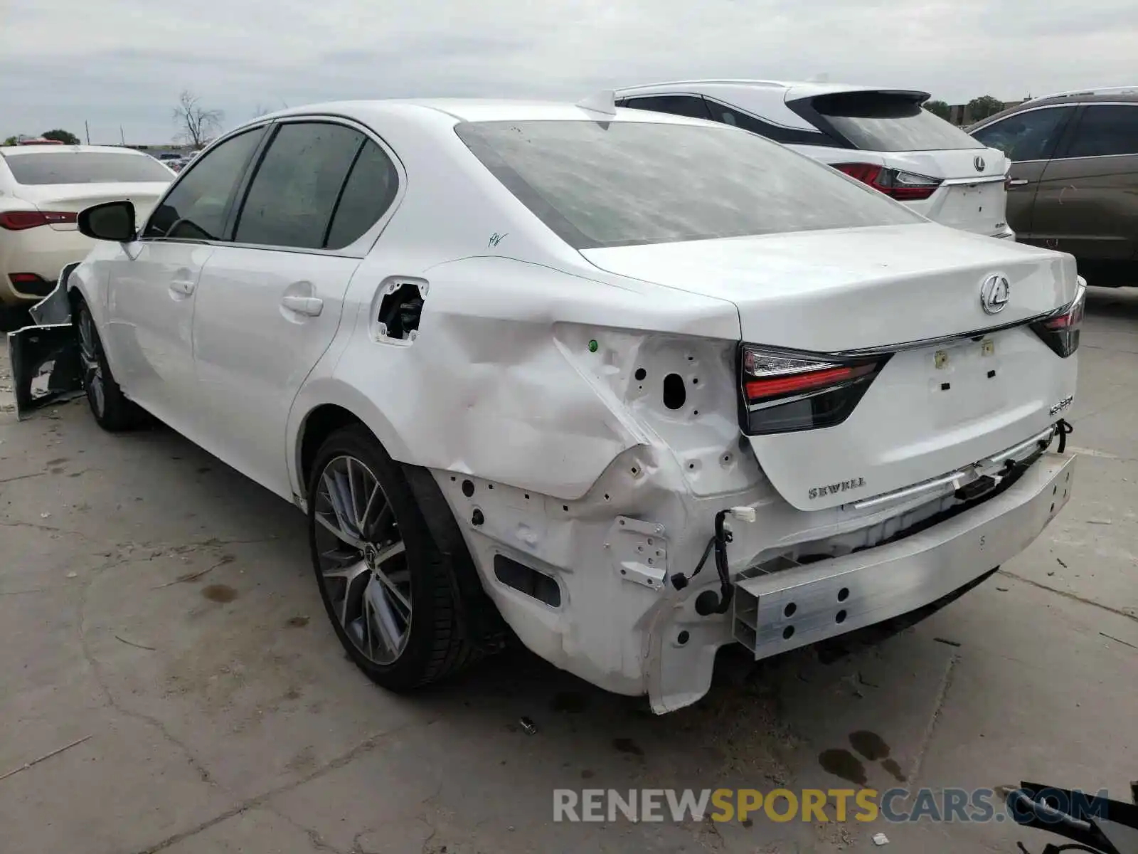 3 Фотография поврежденного автомобиля JTHFZ1BL6LA019713 LEXUS GS350 2020