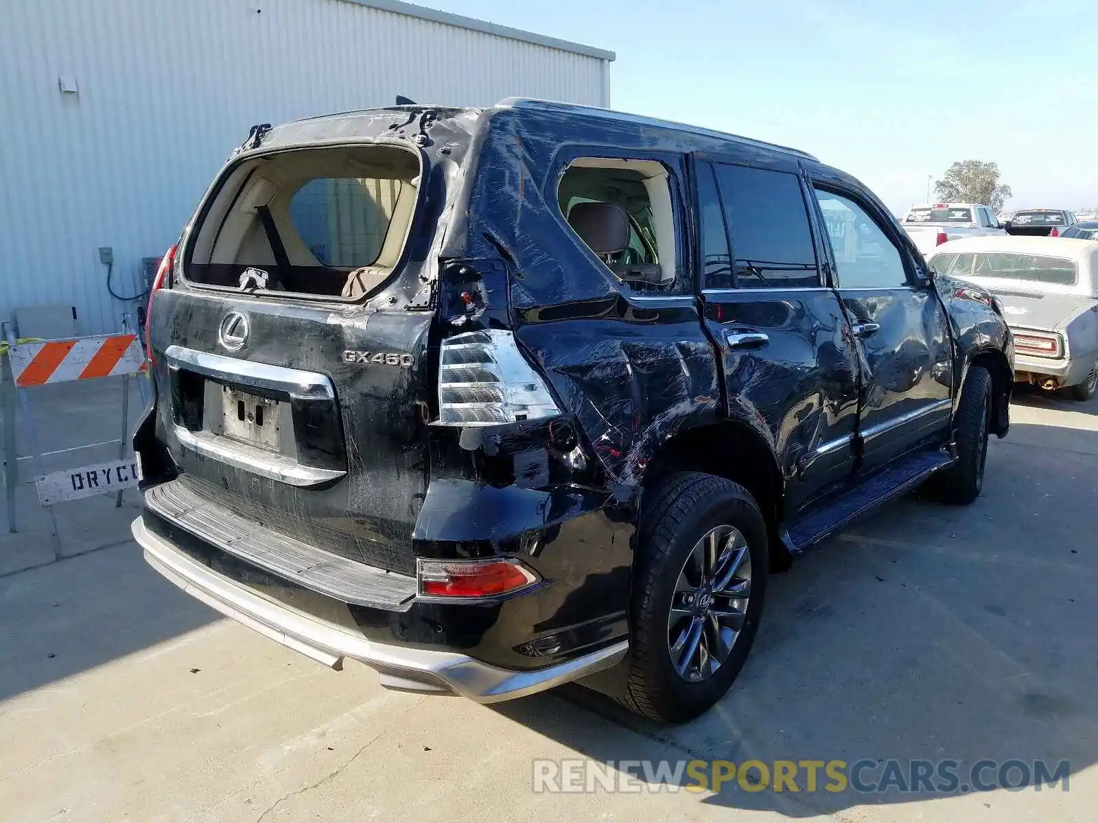 4 Фотография поврежденного автомобиля JTJBM7FX0K5213897 LEXUS GX 2019