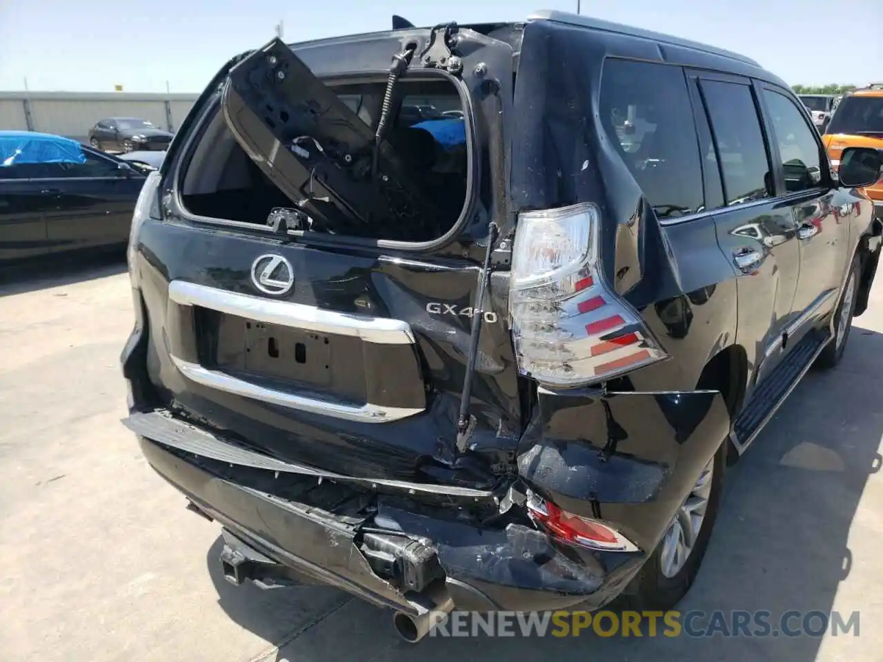 9 Photograph of a damaged car JTJBM7FX0K5217786 LEXUS GX 2019