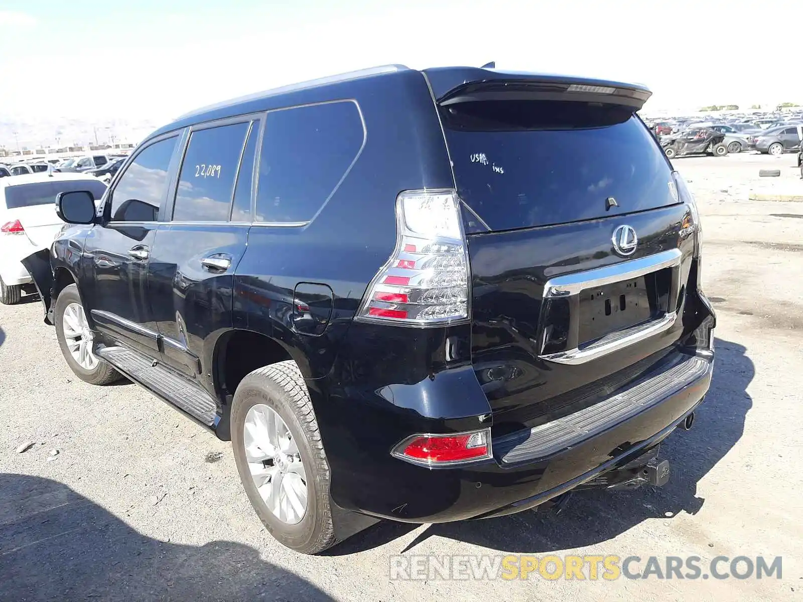 3 Фотография поврежденного автомобиля JTJBM7FX0K5225452 LEXUS GX 2019