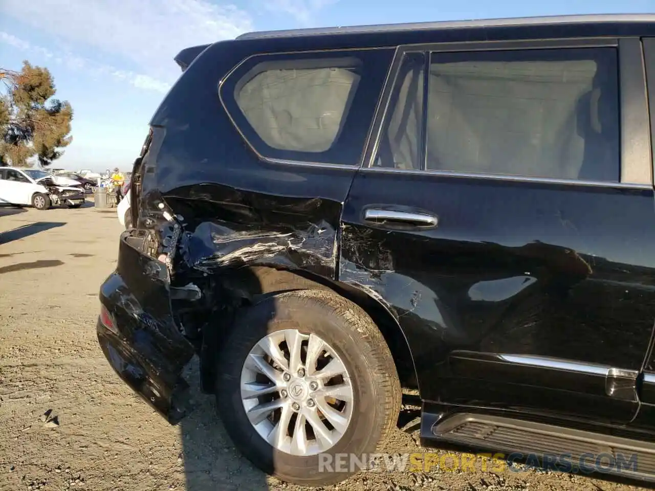 9 Photograph of a damaged car JTJBM7FX0K5235513 LEXUS GX 2019