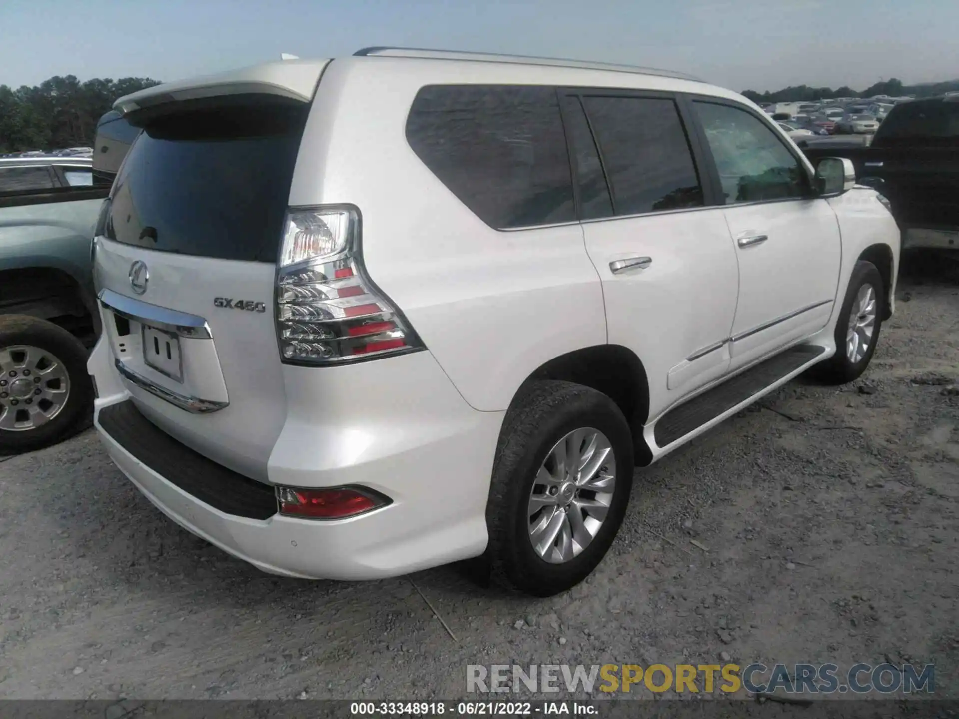 4 Photograph of a damaged car JTJBM7FX1K5220566 LEXUS GX 2019