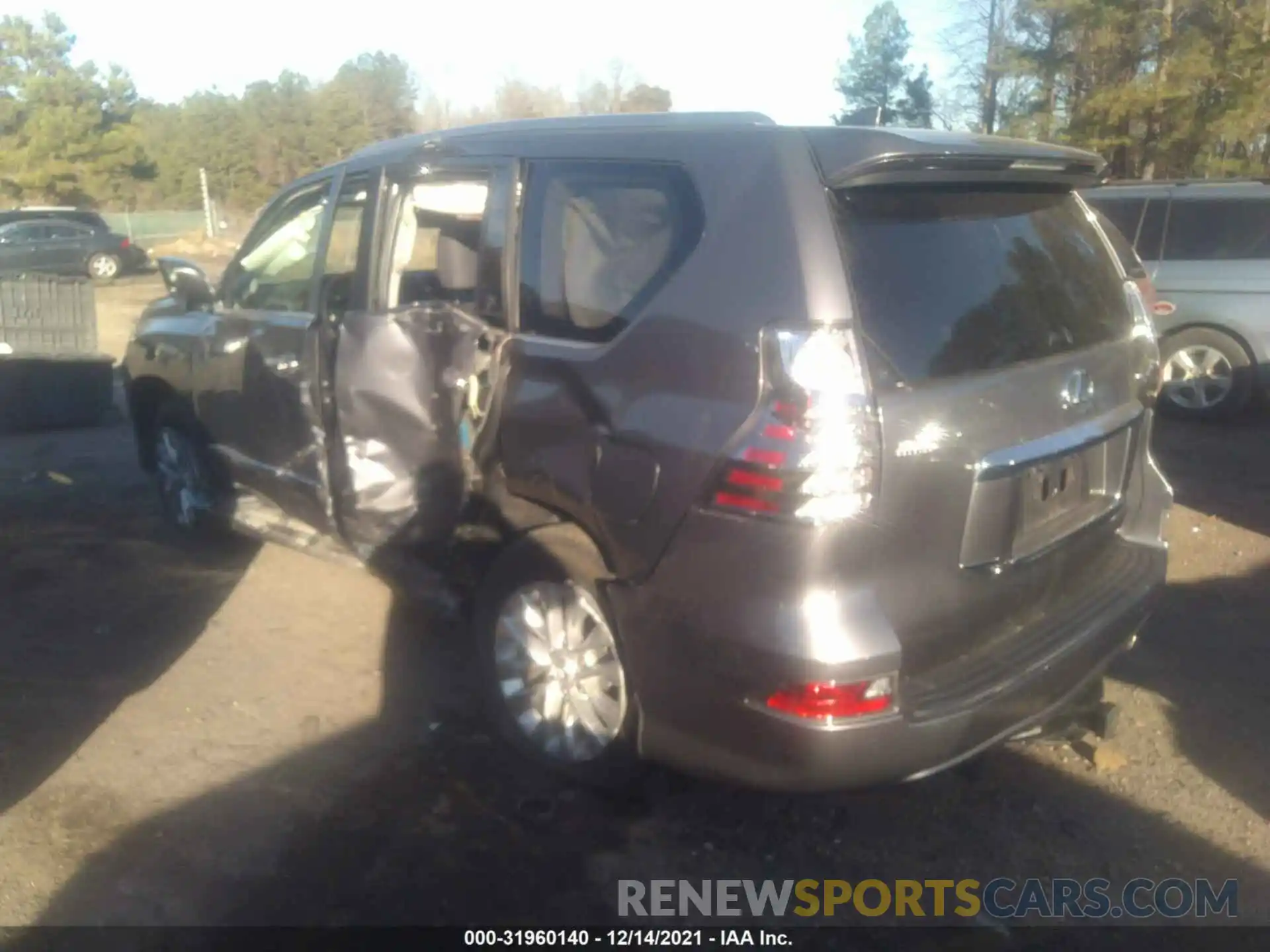 3 Photograph of a damaged car JTJBM7FX1K5223984 LEXUS GX 2019