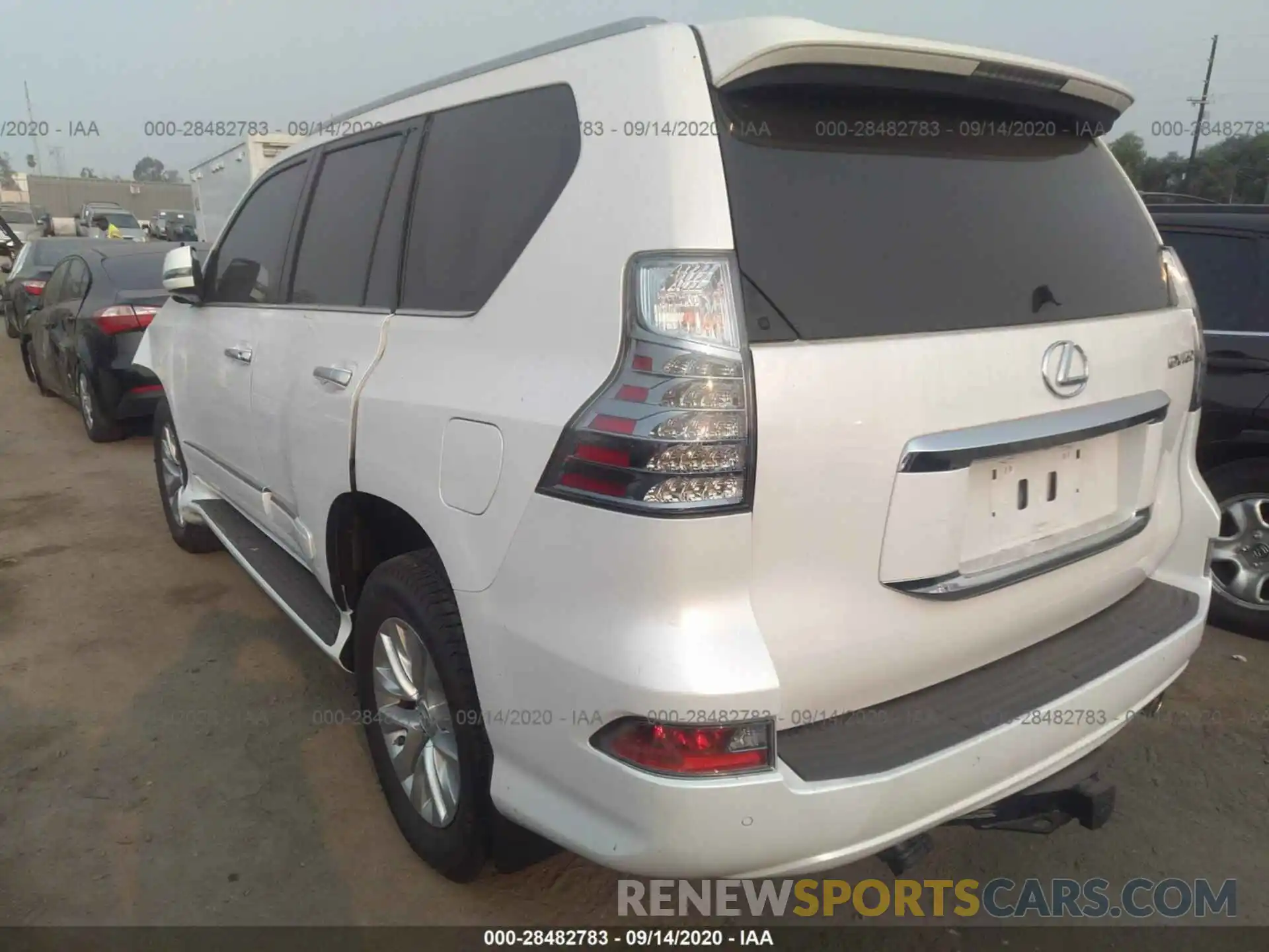 3 Фотография поврежденного автомобиля JTJBM7FX1K5238971 LEXUS GX 2019