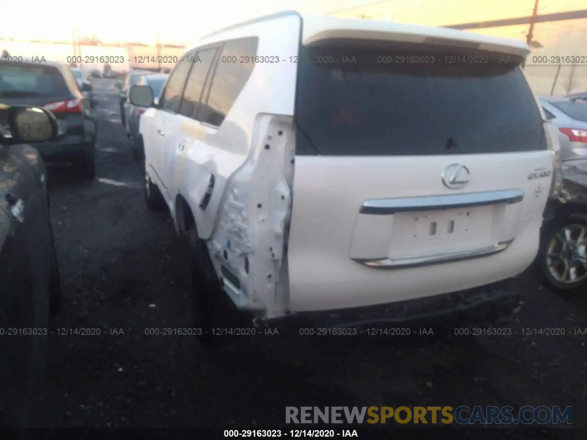 3 Photograph of a damaged car JTJBM7FX1K5239084 LEXUS GX 2019