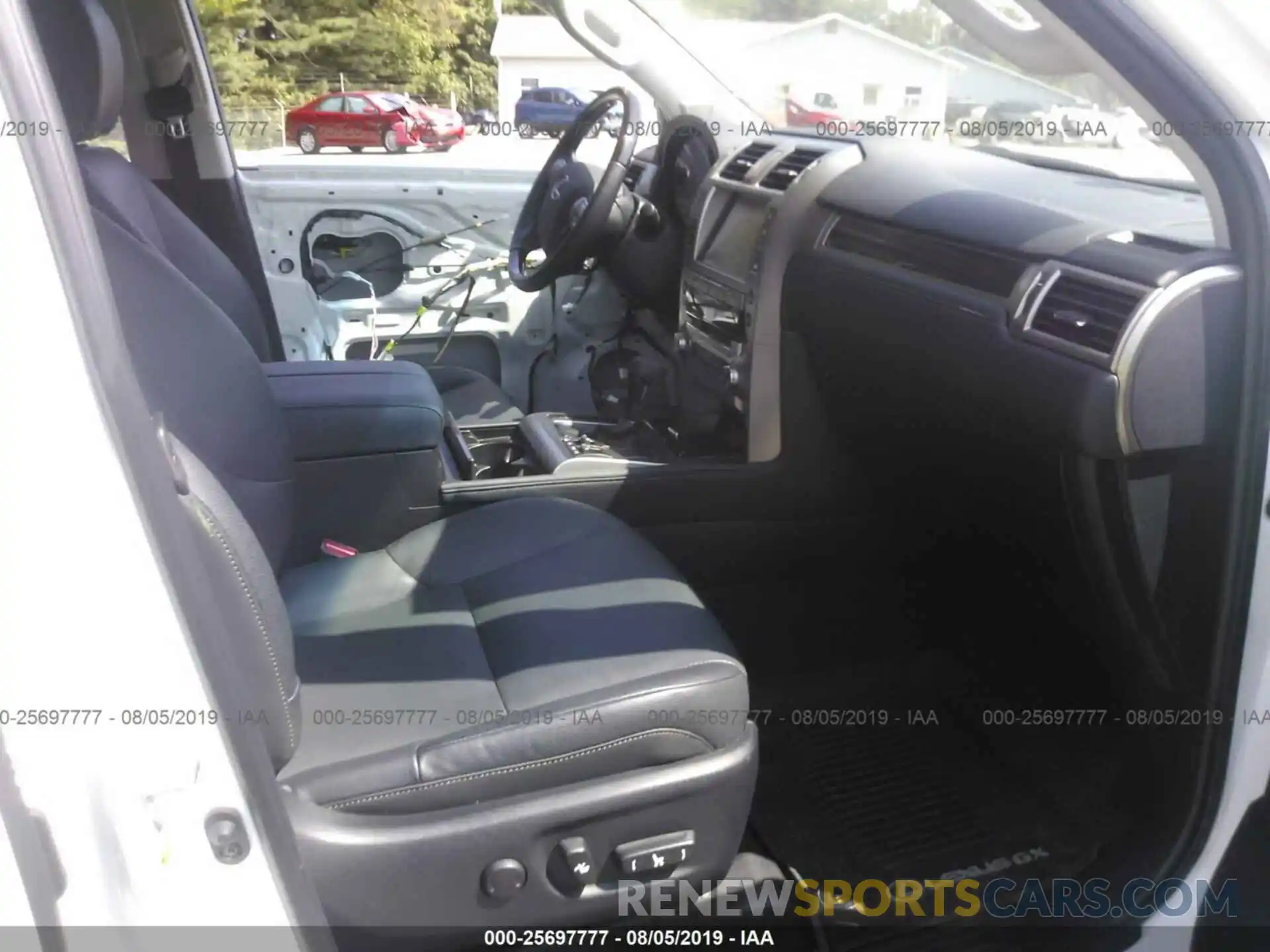 5 Photograph of a damaged car JTJBM7FX2K5215151 LEXUS GX 2019