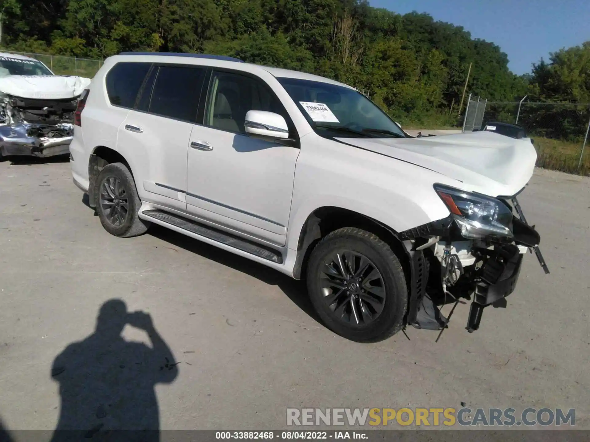 1 Photograph of a damaged car JTJBM7FX2K5215442 LEXUS GX 2019