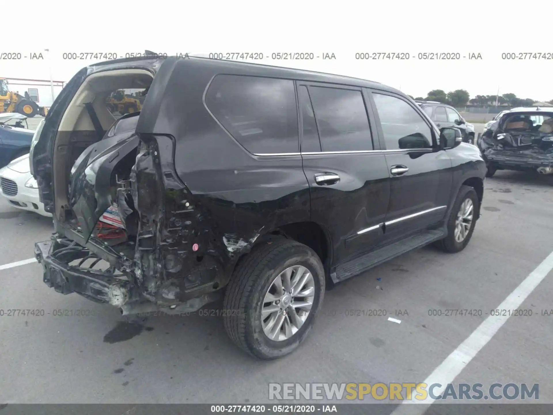 4 Photograph of a damaged car JTJBM7FX2K5222617 LEXUS GX 2019