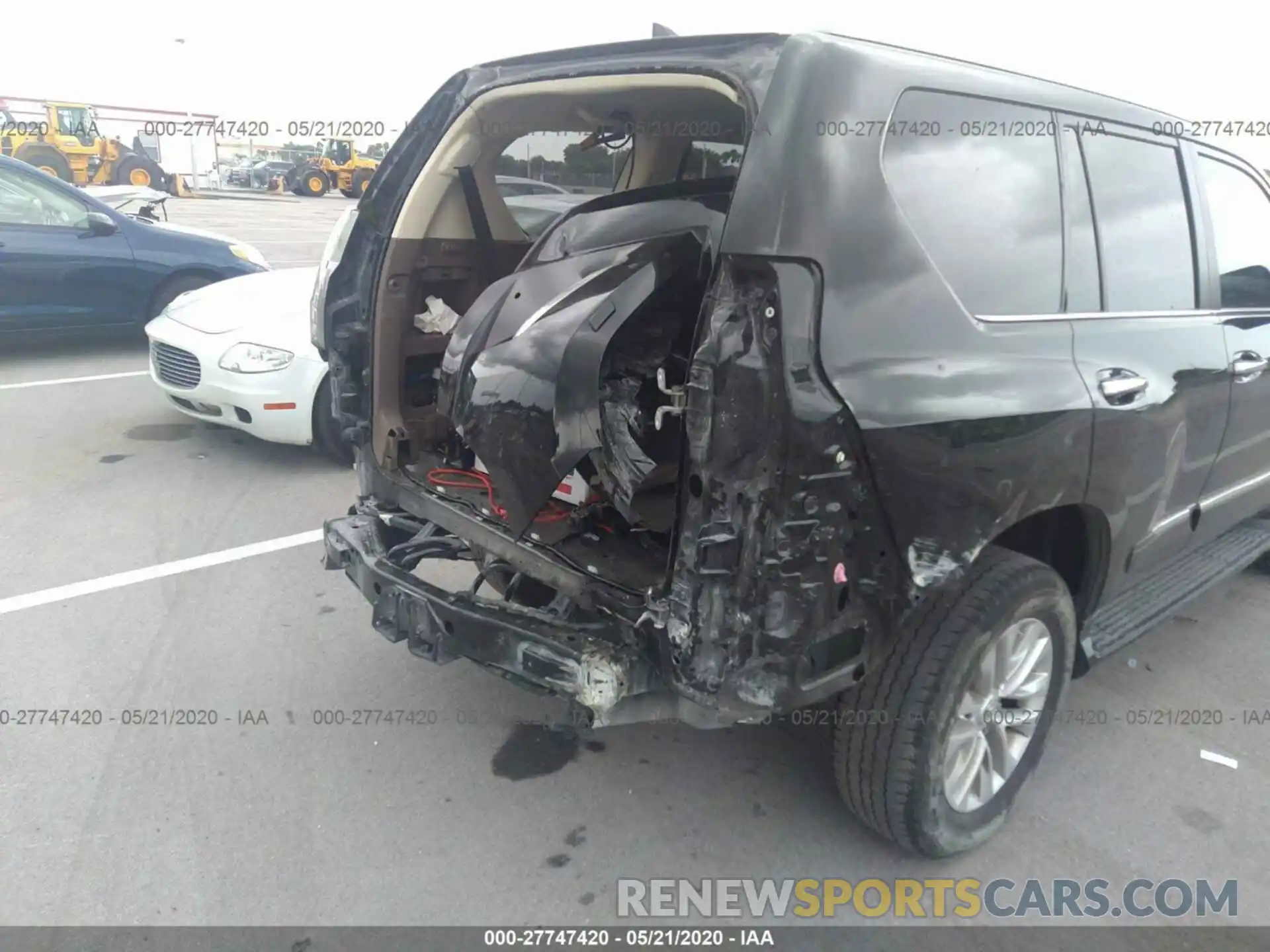 6 Photograph of a damaged car JTJBM7FX2K5222617 LEXUS GX 2019