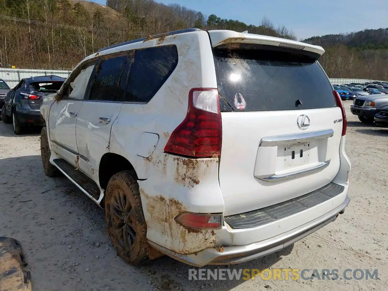 3 Фотография поврежденного автомобиля JTJBM7FX2K5223444 LEXUS GX 2019
