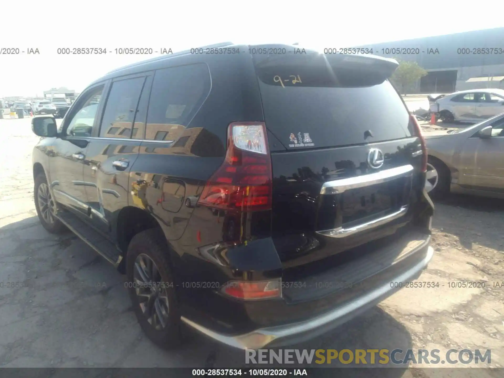 3 Photograph of a damaged car JTJBM7FX2K5230622 LEXUS GX 2019