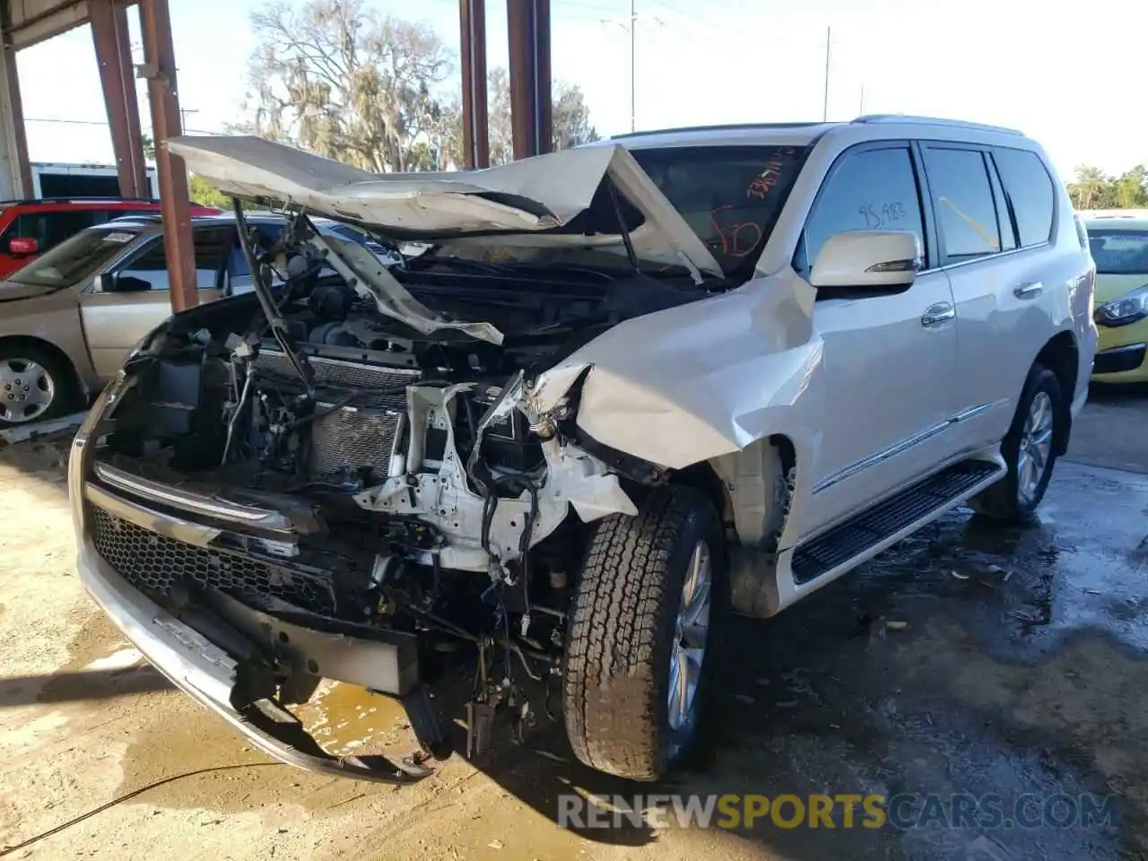 2 Photograph of a damaged car JTJBM7FX3K5212081 LEXUS GX 2019