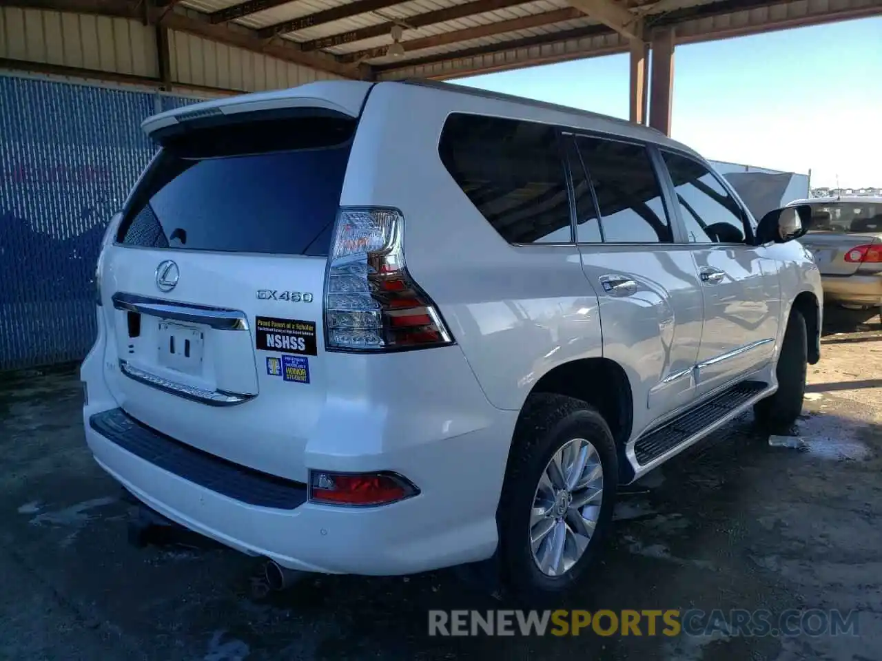 4 Photograph of a damaged car JTJBM7FX3K5212081 LEXUS GX 2019