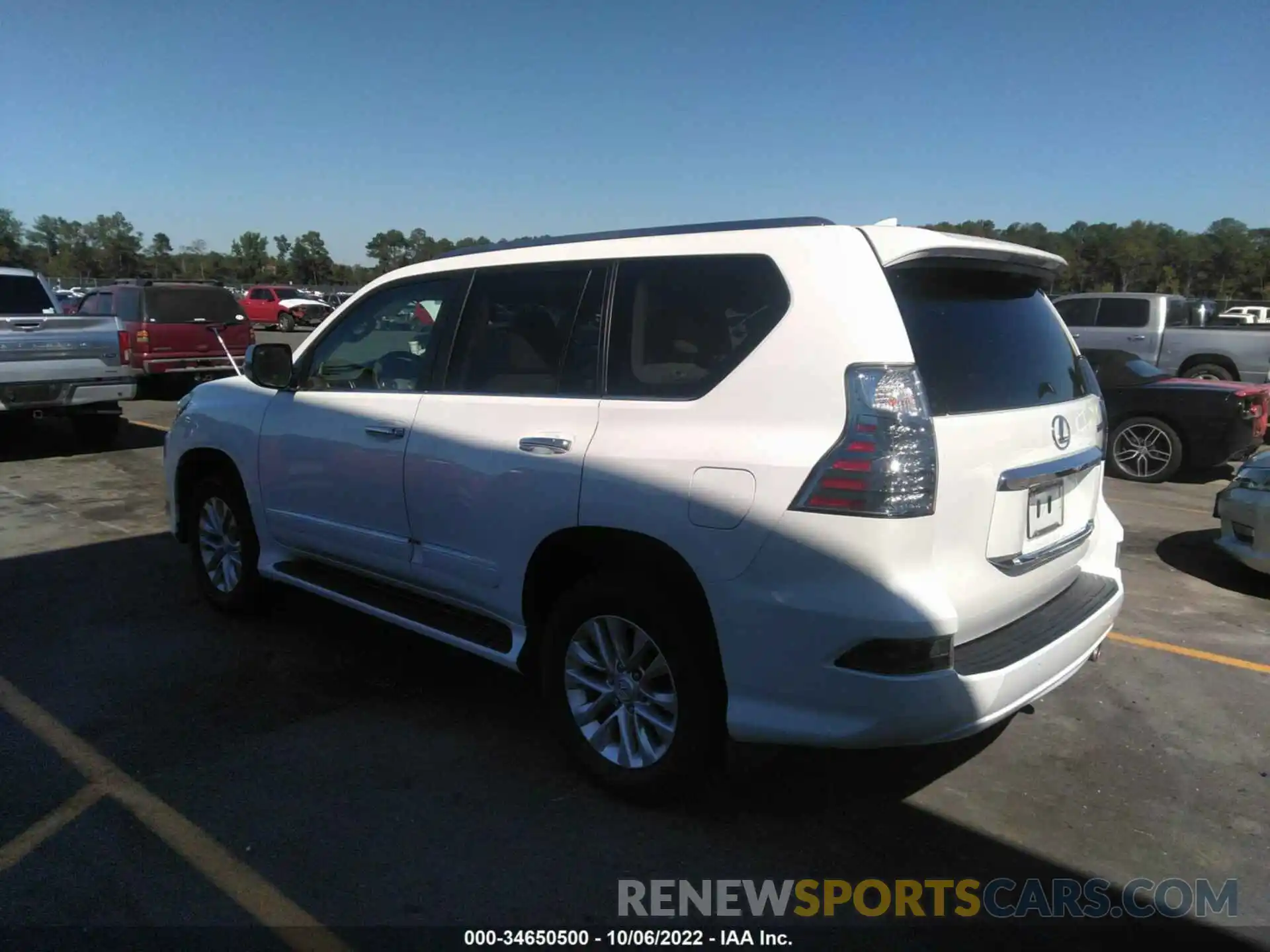 3 Photograph of a damaged car JTJBM7FX3K5228412 LEXUS GX 2019