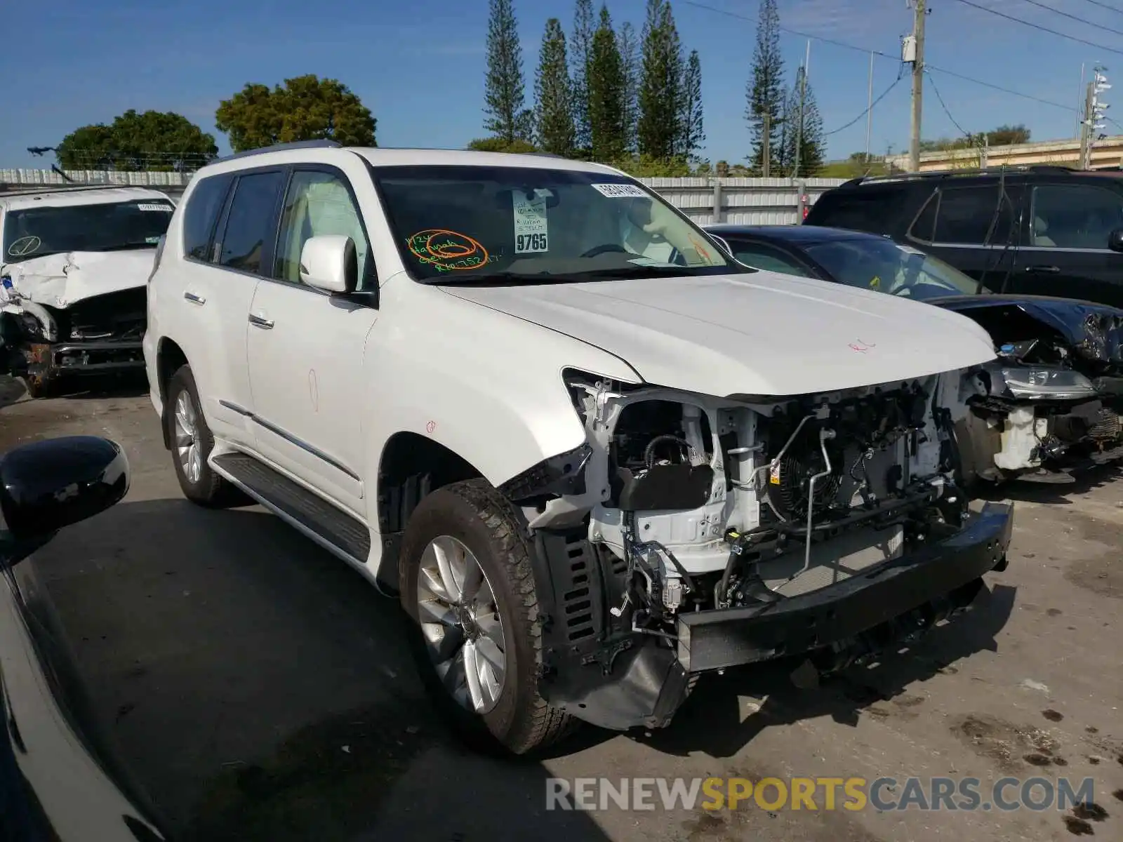 1 Photograph of a damaged car JTJBM7FX3K5235778 LEXUS GX 2019