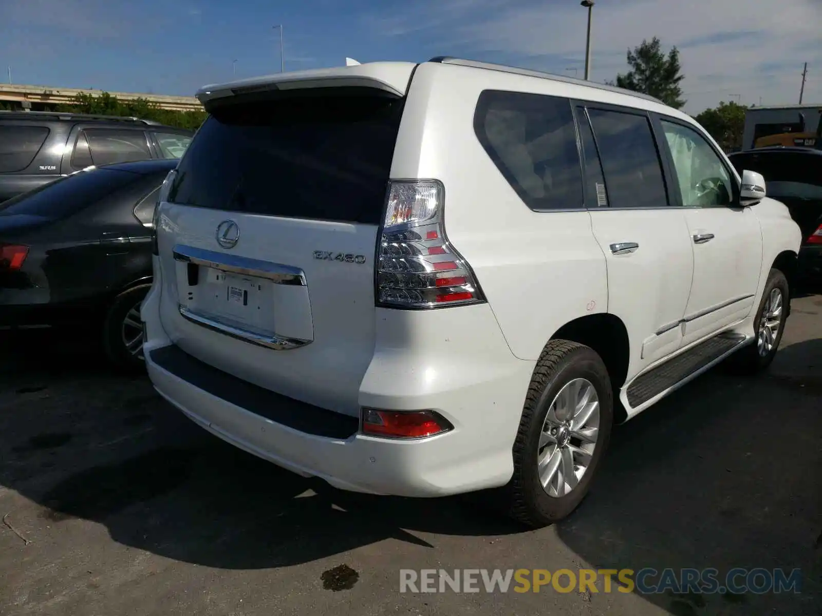 4 Photograph of a damaged car JTJBM7FX3K5235778 LEXUS GX 2019