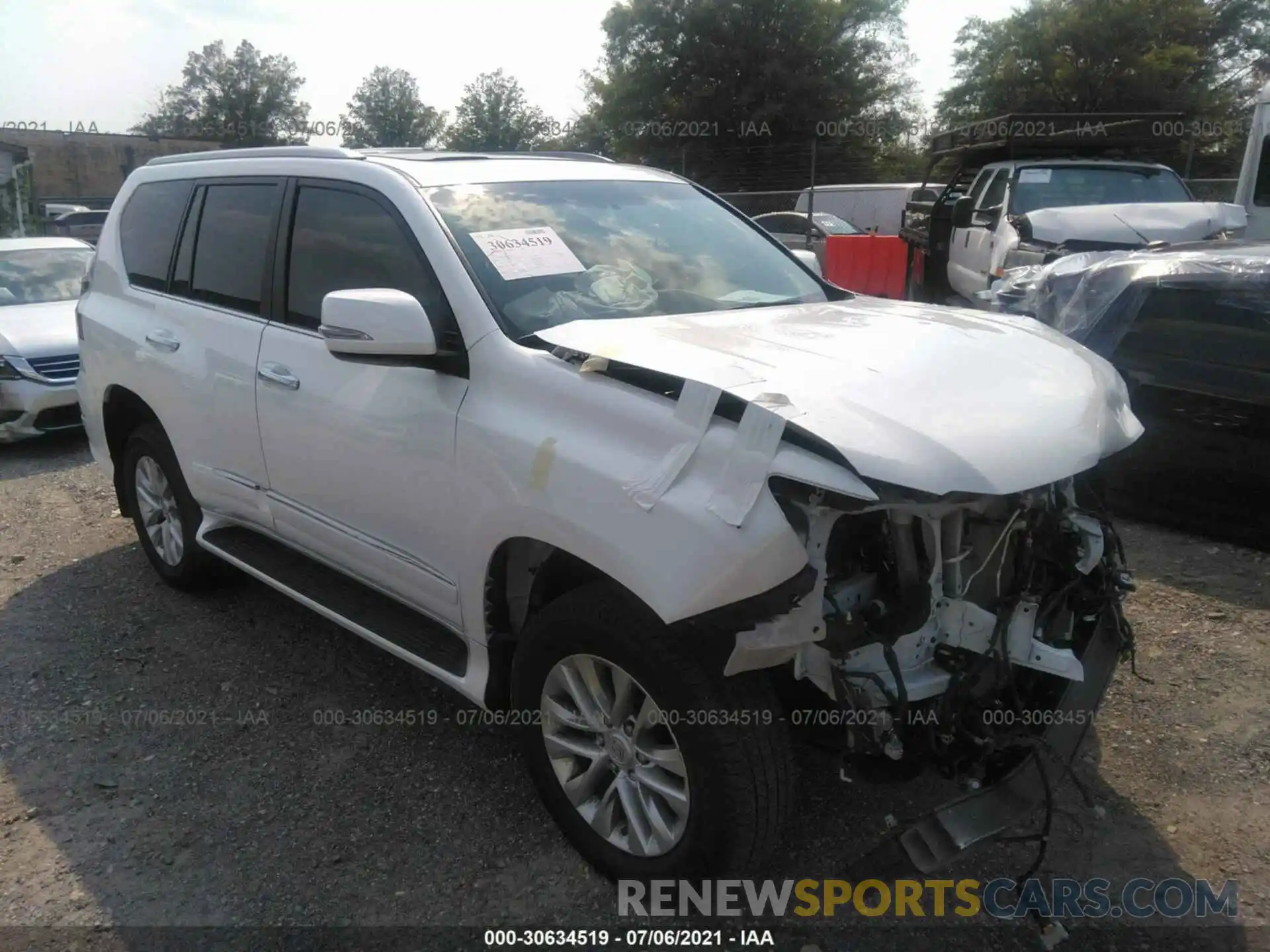 1 Photograph of a damaged car JTJBM7FX3K5240589 LEXUS GX 2019