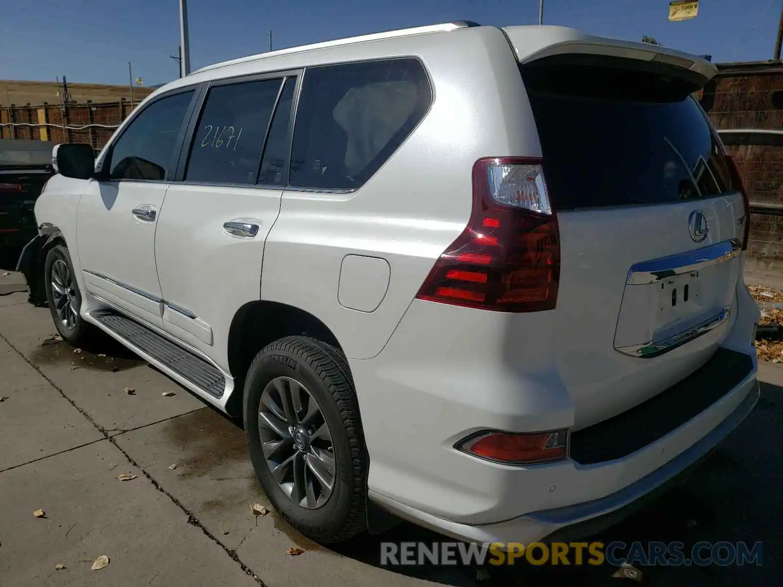 3 Photograph of a damaged car JTJBM7FX4K5218357 LEXUS GX 2019