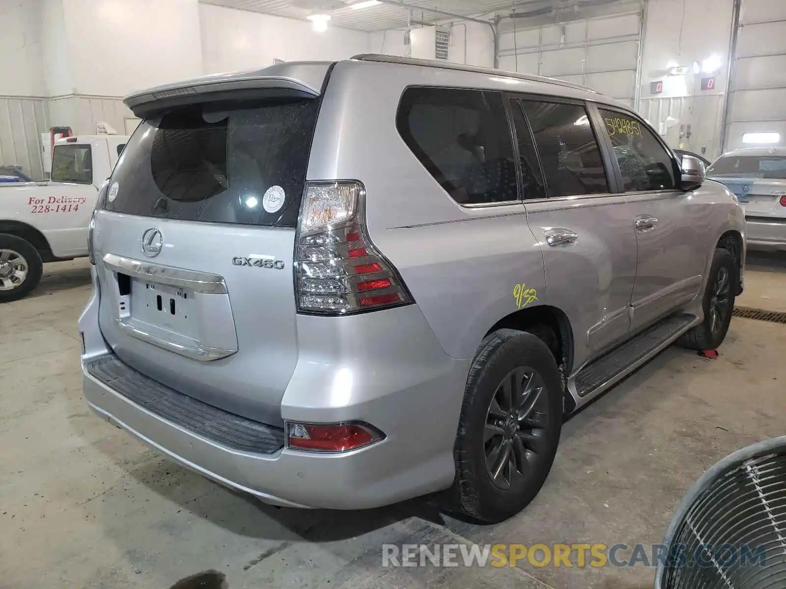 4 Photograph of a damaged car JTJBM7FX4K5225972 LEXUS GX 2019