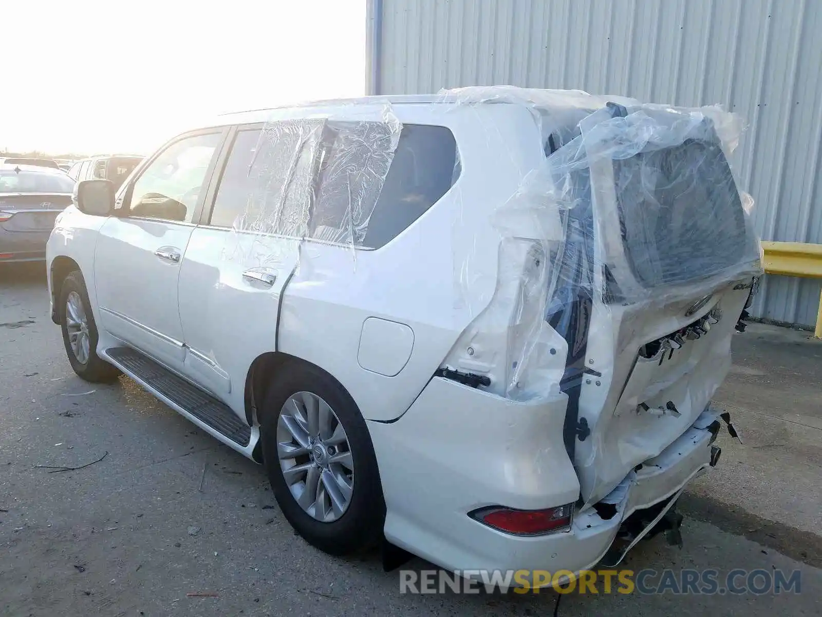 3 Photograph of a damaged car JTJBM7FX4K5227334 LEXUS GX 2019